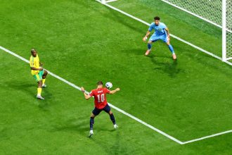 Schick erra gol feito e culpa iluminação em estreia da Copa do Mundo