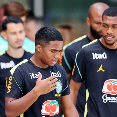 sem raphinha ancelotti define substituto para ponta direita 20260621