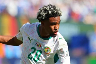 Senegal perde para França, mas jovem Mbaye faz história na Copa