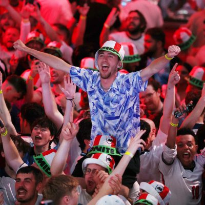 torcida inglesa viraliza ao cantar wonderwall na copa do mun 20260621