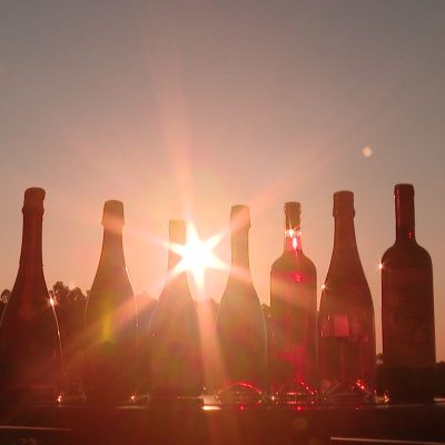 trump amea a taxar vinho franc s em 100 em guerra comercial 20260615