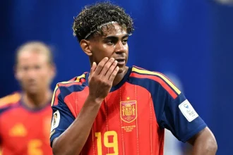 Yamal brilha e Espanha goleia Arábia Saudita por 4 a 0 na Copa