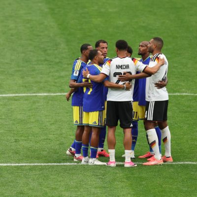zagueiro mu ulmano defende ora o crist de alem es com rivais 20260618