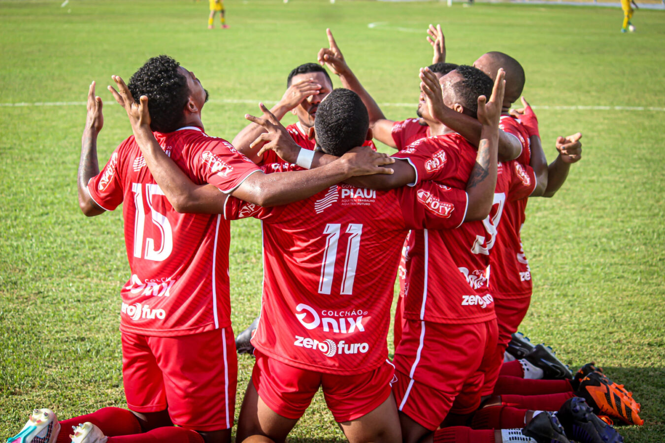 4 de Julho confirma 14 reforços e inicia preparação para o Piauiense Série B