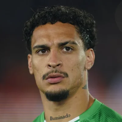 Antony lamenta ausência na Seleção e destaca sacrifícios pela Copa do Mundo