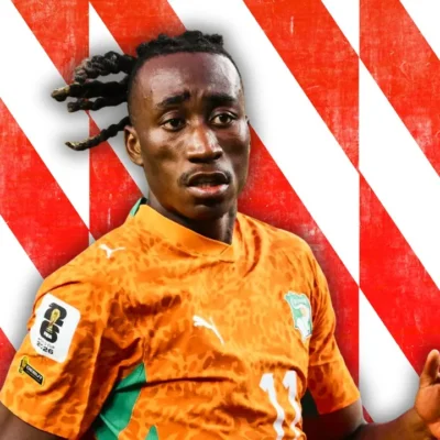 Arsenal entra na briga e complica negociação do PSG por Yan Diomandé