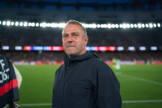 Barcelona avança por Eli Junior Kroupi como opção para o ataque