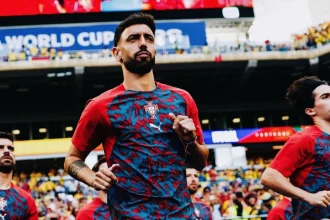 Bruno Fernandes expressa frustração após eliminação precoce de Portugal na Copa