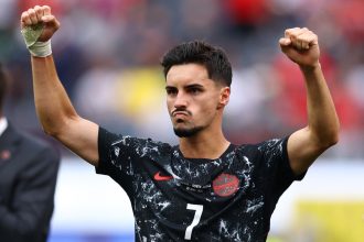 Canadá avança às oitavas da Copa do Mundo com gol decisivo de Eustáquio