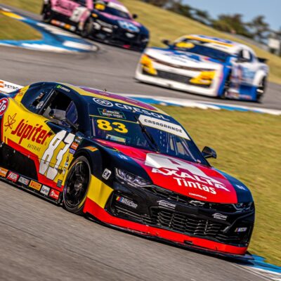 Casagrande busca liderança no Night Challenge da NASCAR Brasil em Cuiabá