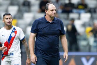 Ceni vê aspectos positivos em empate do Bahia com o Atlético-MG na Série A