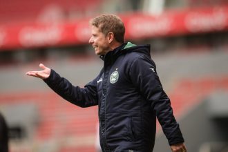 Com Seabra no comando, Coritiba roda o elenco e tem retornos em jogo-treino contra o Inter