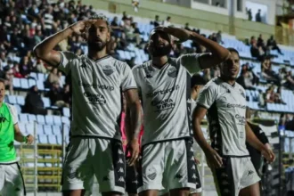 Comercial e União São João se enfrentam em duelo de líderes pela Copa Paulista