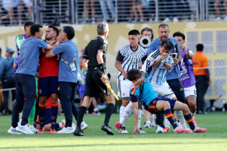 Dani Olmo critica versão de Ayala sobre incidente na final da Copa do Mundo de 2026