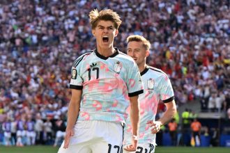 De Ketelaere brilha e é o Craque do Dia #26 no Cartola da Copa do Mundo FIFA™