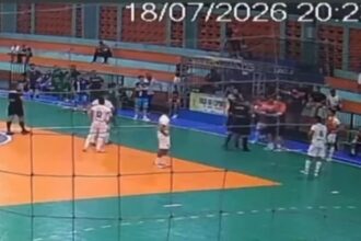 Delegado de partida é preso após exibir arma em tumulto de futsal no RN