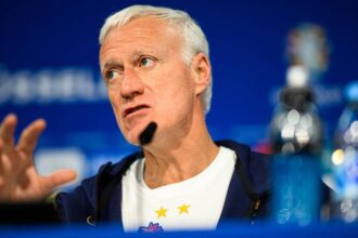 Despedida emocional de Didier Deschamps na seleção francesa na Copa do Mundo