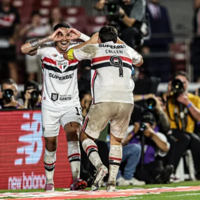 Dorival afirma evolução do São Paulo e valoriza apoio da torcida