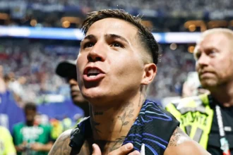 Enzo Fernández: Desempenho na final da Copa pode impactar seu futuro no Chelsea