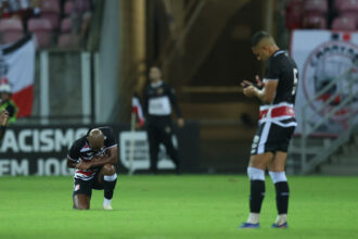 Figueirense vence Santa Cruz na Arena e evidencia crise ofensiva