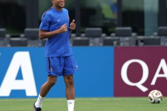 França e Inglaterra disputam 3º lugar da Copa do Mundo com premiação milionária