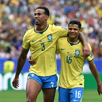 gabriel magalh es promove jogo beneficente com amigos em ext 20260717