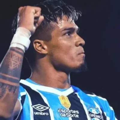 gr mio confirma venda de mat as arezo ao pe arol por 3 5 mil 20260701