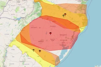 INMET declara alerta vermelho em 531 municípios do Sul por chuvas
