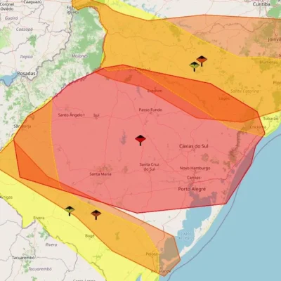 INMET declara alerta vermelho em 531 municípios do Sul por chuvas