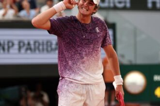 João Fonseca garante vaga no US Open e sobe no ranking da ATP