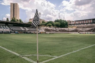 Justiça bloqueia Estádio Décio Vitta e Sede Náutica por dívidas de IPTU