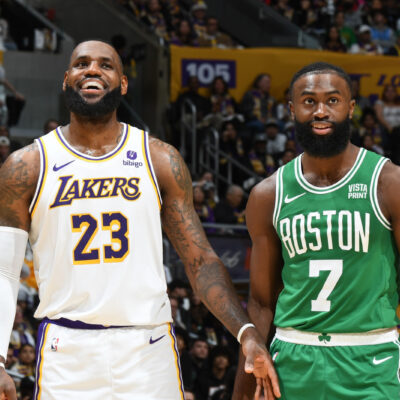 LeBron acerta com 76ers após mobilização de estrelas do elenco