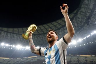 Messi: da aposentadoria à idolatria na Argentina, uma trajetória de superação