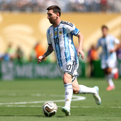 Messi se despede das Copas com 21 gols e marca história no futebol