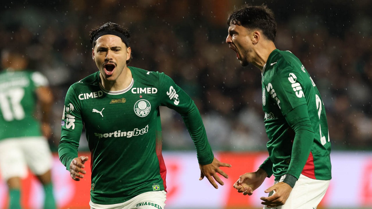 Palmeiras amplia vantagem no Brasileirão; Flamengo parte para reação