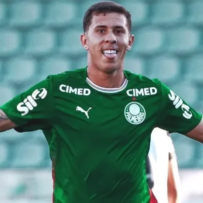 Palmeiras avança nas negociações para renovar contrato de Felipe Teresa