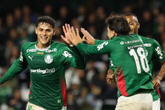 Palmeiras bate recorde e fecha 1º turno do Brasileirão com melhor campanha