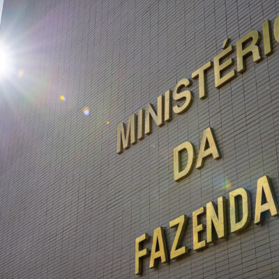 Portugal aplica imposto de 33% sobre lucros extraordinários de petrolíferas