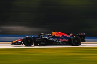 red bull pode buscar piloto da ferrari se verstappen deixar 20260712