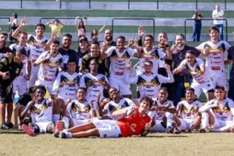 Sporting Paulinense avança às quartas após vencer São Carlos por 2 a 0