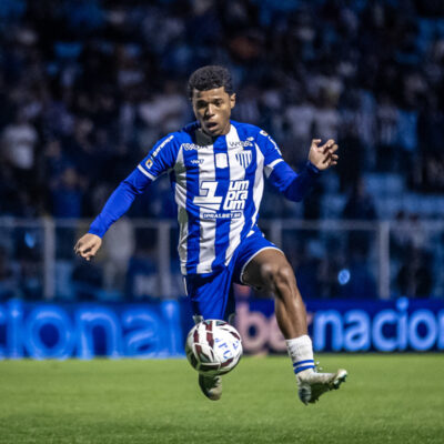 Thayllon lidera jovens em participações de gol no Brasil em 2026