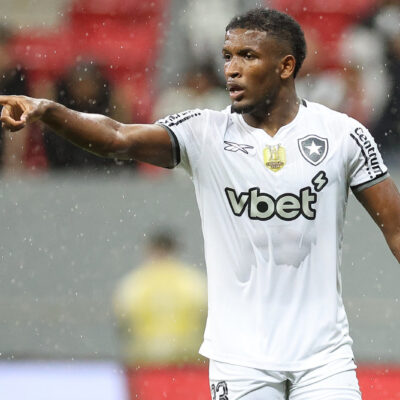 Tijuana anuncia Elias Manoel, ex-Botafogo, reforça ataque de Loco Abreu
