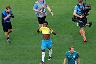 Vini Jr. pede desculpas e Marquinhos reflete sobre futuro na seleção