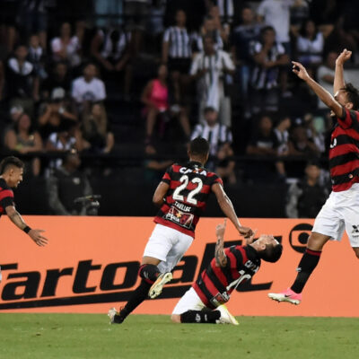 Vitória busca romper jejum de dez jogos contra o Botafogo no Brasileiro