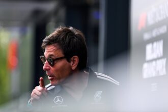 wolff reconhece problemas com motores da mercedes ap s corri 20260719