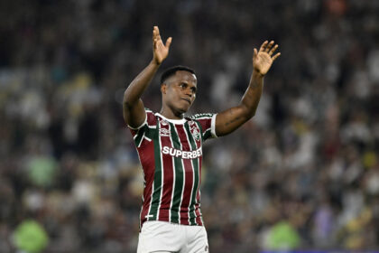 Arias volta ao Maracanã pelo Palmeiras e encara torcida do Fluminense