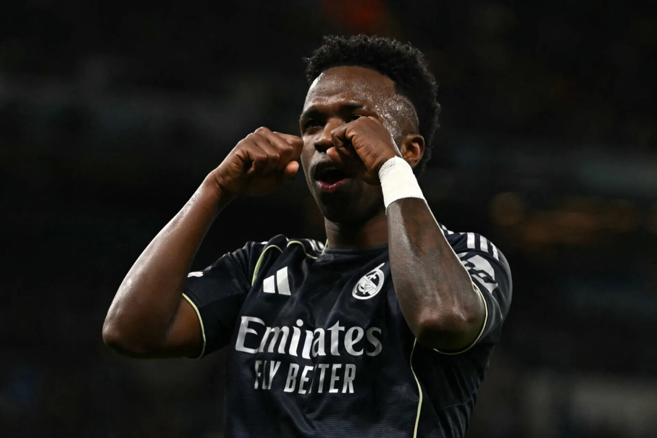 Arteta tenta contratar Vinícius Júnior; Arsenal acelera investida