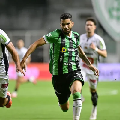 Athletic-MG supera América-MG por 3 a 1 e encosta no G-6