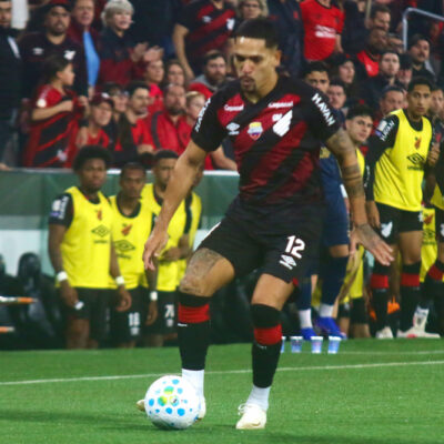 Athletico avalia Gilberto e confirma desfalques para enfrentar o Fluminense