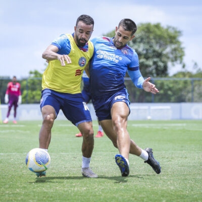 Bahia testa dupla Caio Alexandre e Nico Acevedo contra Chapecoense